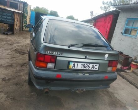 Сірий Рено 19, об'ємом двигуна 0 л та пробігом 1 тис. км за 581 $, фото 1 на Automoto.ua
