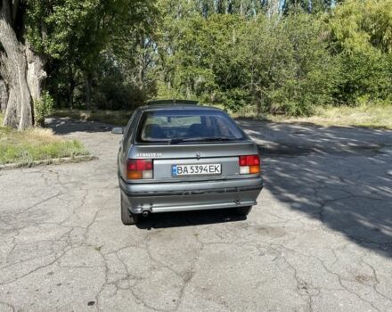 Серый Рено 19, объемом двигателя 1.9 л и пробегом 500 тыс. км за 1200 $, фото 3 на Automoto.ua