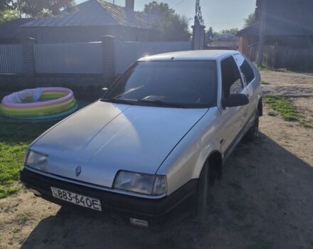 Сірий Рено 19, об'ємом двигуна 0 л та пробігом 3 тис. км за 650 $, фото 3 на Automoto.ua