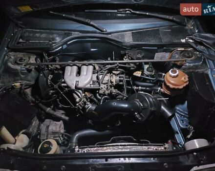Сірий Рено 19, об'ємом двигуна 1.8 л та пробігом 300 тис. км за 799 $, фото 3 на Automoto.ua