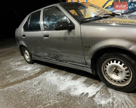 Сірий Рено 19, об'ємом двигуна 1.7 л та пробігом 62 тис. км за 1200 $, фото 6 на Automoto.ua
