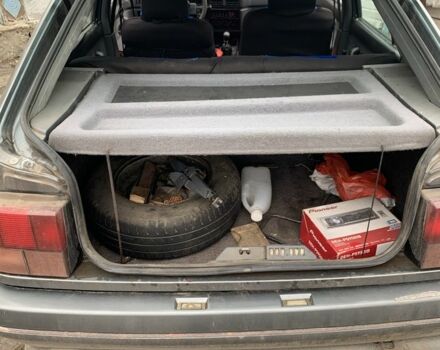 Рено 19 1990 у Кропивницькому (Кіровограді) на Automoto.ua Сірий Рено 19, об'ємом двигуна 1.7 л та пробігом 1 тис. км за 642 $, фото 5 на Automoto.ua