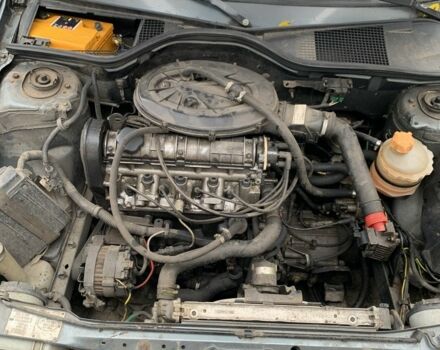 Рено 19 1990 у Кропивницькому (Кіровограді) на Automoto.ua Сірий Рено 19, об'ємом двигуна 1.7 л та пробігом 1 тис. км за 642 $, фото 2 на Automoto.ua