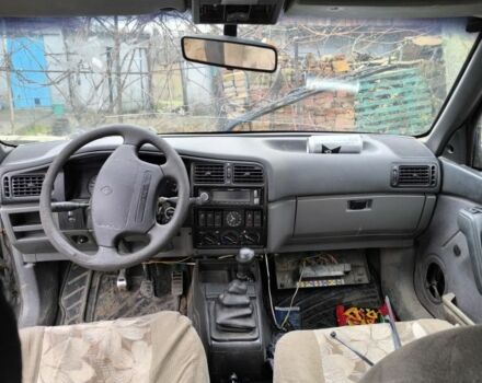 Серый Рено 19, объемом двигателя 1.4 л и пробегом 300 тыс. км за 303 $, фото 5 на Automoto.ua