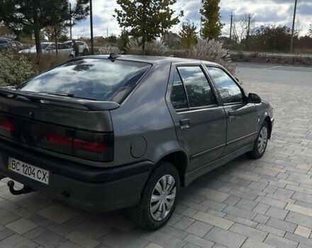 Сірий Рено 19, об'ємом двигуна 1.8 л та пробігом 338 тис. км за 1200 $, фото 4 на Automoto.ua