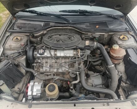 Сірий Рено 19, об'ємом двигуна 1.7 л та пробігом 300 тис. км за 1650 $, фото 2 на Automoto.ua