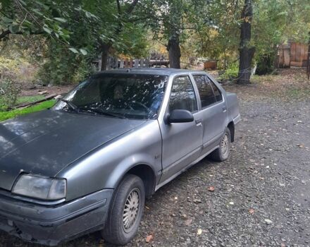Серый Рено 19, объемом двигателя 0 л и пробегом 370 тыс. км за 528 $, фото 4 на Automoto.ua