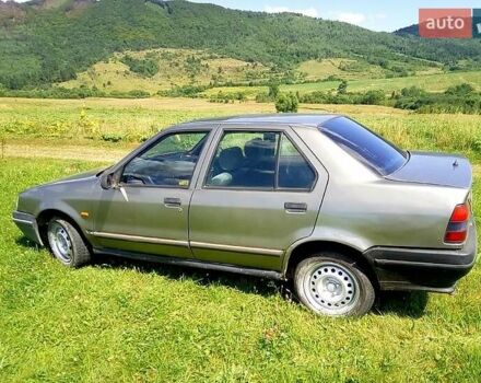 Серый Рено 19, объемом двигателя 1.7 л и пробегом 100 тыс. км за 750 $, фото 10 на Automoto.ua