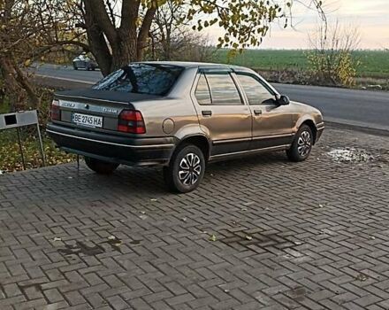 Серый Рено 19, объемом двигателя 1.7 л и пробегом 220 тыс. км за 1200 $, фото 6 на Automoto.ua