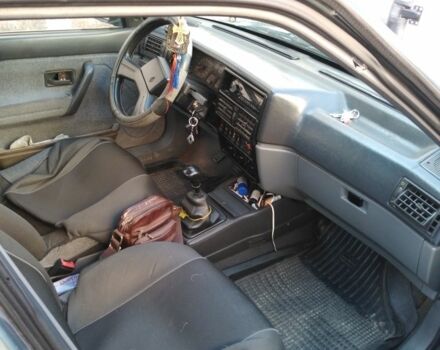 Серый Рено 19, объемом двигателя 1.7 л и пробегом 1000 тыс. км за 999 $, фото 2 на Automoto.ua