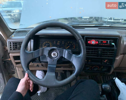 Серый Рено 19, объемом двигателя 1.72 л и пробегом 196 тыс. км за 1200 $, фото 3 на Automoto.ua