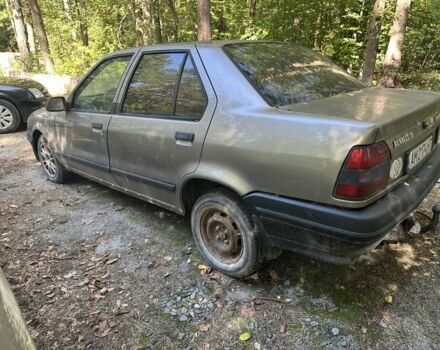 Серый Рено 19, объемом двигателя 1.7 л и пробегом 200 тыс. км за 500 $, фото 6 на Automoto.ua