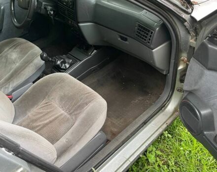 Серый Рено 19, объемом двигателя 1 л и пробегом 170 тыс. км за 1000 $, фото 5 на Automoto.ua