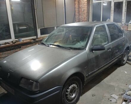 Сірий Рено 19, об'ємом двигуна 1.7 л та пробігом 120 тис. км за 881 $, фото 1 на Automoto.ua