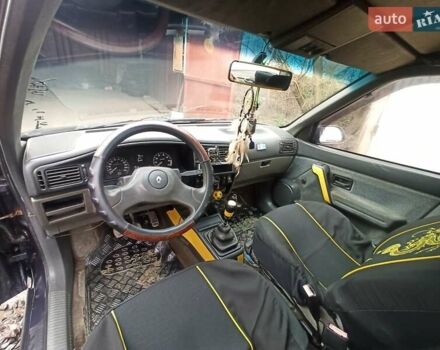 Серый Рено 19, объемом двигателя 1.72 л и пробегом 135 тыс. км за 1300 $, фото 4 на Automoto.ua