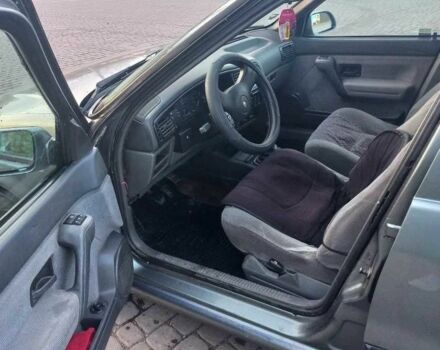 Серый Рено 19, объемом двигателя 1.8 л и пробегом 340 тыс. км за 714 $, фото 6 на Automoto.ua