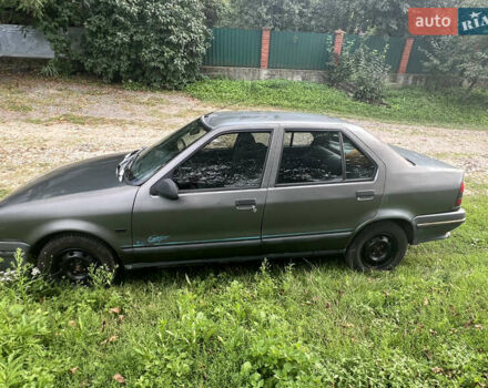 Серый Рено 19, объемом двигателя 1.4 л и пробегом 230 тыс. км за 500 $, фото 5 на Automoto.ua