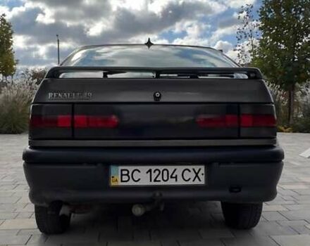Серый Рено 19, объемом двигателя 1.8 л и пробегом 338 тыс. км за 1000 $, фото 11 на Automoto.ua