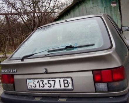 Сірий Рено 19, об'ємом двигуна 1.6 л та пробігом 300 тис. км за 594 $, фото 1 на Automoto.ua