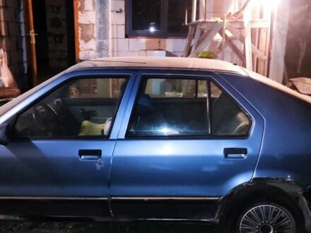 Серый Рено 19, объемом двигателя 1.7 л и пробегом 300 тыс. км за 500 $, фото 1 на Automoto.ua