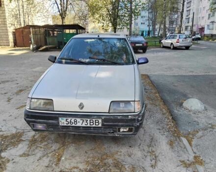 Серый Рено 19, объемом двигателя 0 л и пробегом 80 тыс. км за 800 $, фото 1 на Automoto.ua