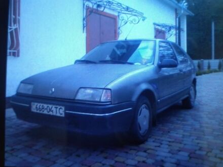 Рено 19 1989 в Дрогобыче на Automoto.ua Серый Рено 19, объемом двигателя 0 л и пробегом 1000 тыс. км за 16000 $, фото 1 на Automoto.ua