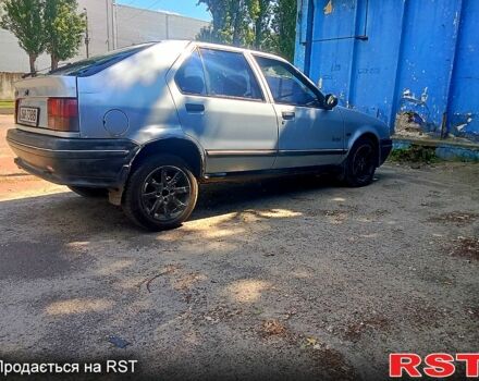 Серый Рено 19, объемом двигателя 1.6 л и пробегом 99 тыс. км за 1000 $, фото 1 на Automoto.ua