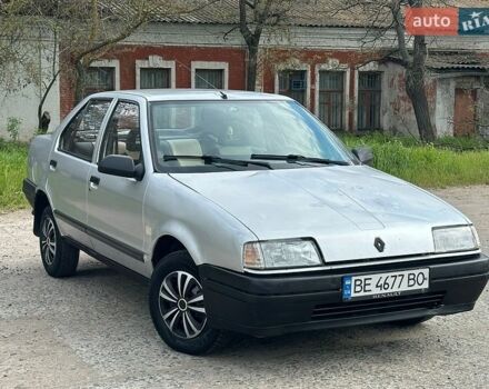Серый Рено 19, объемом двигателя 1.4 л и пробегом 322 тыс. км за 970 $, фото 1 на Automoto.ua
