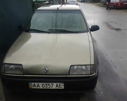 Сірий Рено 19, об'ємом двигуна 0 л та пробігом 120 тис. км за 1015 $, фото 1 на Automoto.ua