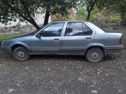 Рено 19 1990 в Кривом Роге на Automoto.ua Серый Рено 19, объемом двигателя 0 л и пробегом 370 тыс. км за 528 $, фото 1 на Automoto.ua