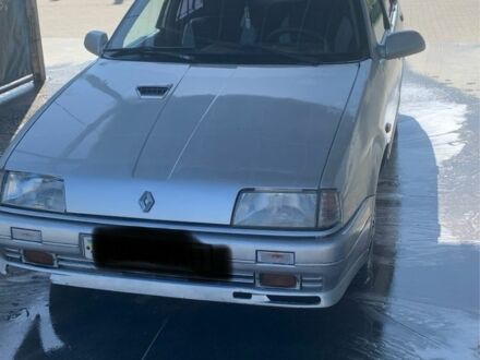 Рено 19 1991 у Хмельницькому на Automoto.ua Сірий Рено 19, об'ємом двигуна 1.7 л та пробігом 267 тис. км за 1150 $, фото 1 на Automoto.ua