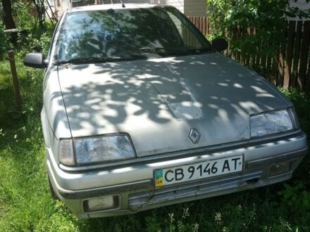 Серый Рено 19, объемом двигателя 1 л и пробегом 170 тыс. км за 1000 $, фото 1 на Automoto.ua