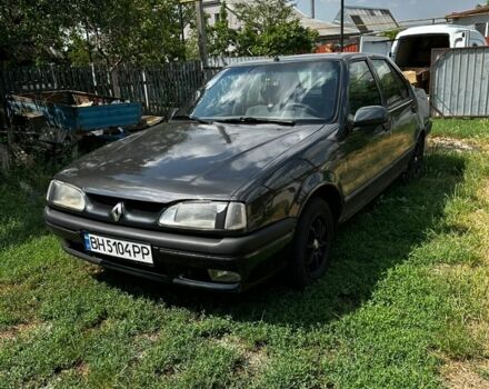 Серый Рено 19, объемом двигателя 1.72 л и пробегом 251 тыс. км за 1300 $, фото 1 на Automoto.ua
