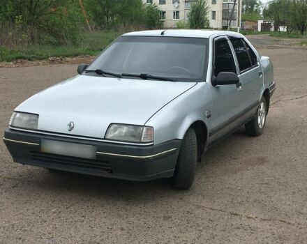 Серый Рено 19, объемом двигателя 1.4 л и пробегом 350 тыс. км за 2100 $, фото 1 на Automoto.ua