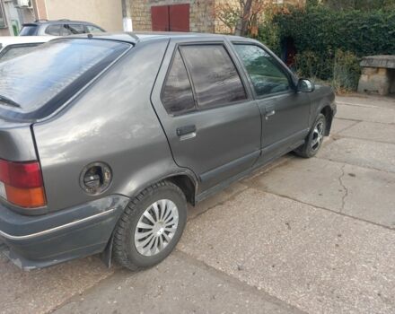 Серый Рено 19, объемом двигателя 1.67 л и пробегом 328 тыс. км за 600 $, фото 1 на Automoto.ua