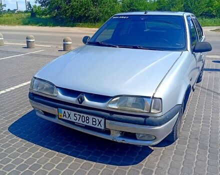 Серый Рено 19, объемом двигателя 1.6 л и пробегом 350 тыс. км за 450 $, фото 1 на Automoto.ua