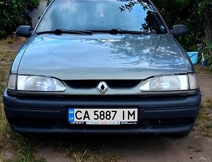Рено 19 1999 в Ватутино на Automoto.ua Серый Рено 19, объемом двигателя 1.4 л и пробегом 320 тыс. км за 1650 $, фото 1 на Automoto.ua