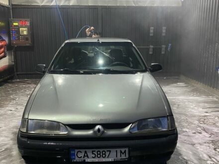Сірий Рено 19, об'ємом двигуна 1.4 л та пробігом 50 тис. км за 550 $, фото 1 на Automoto.ua