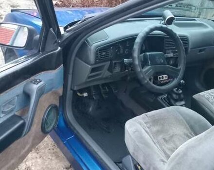 Синий Рено 19, объемом двигателя 1.4 л и пробегом 55 тыс. км за 750 $, фото 11 на Automoto.ua