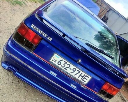 Синій Рено 19, об'ємом двигуна 1.8 л та пробігом 261 тис. км за 1200 $, фото 1 на Automoto.ua
