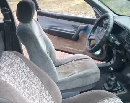 Синий Рено 19, объемом двигателя 1.4 л и пробегом 55 тыс. км за 750 $, фото 13 на Automoto.ua