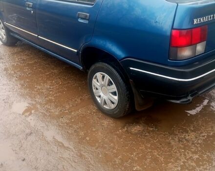 Синий Рено 19, объемом двигателя 1.7 л и пробегом 100 тыс. км за 750 $, фото 2 на Automoto.ua