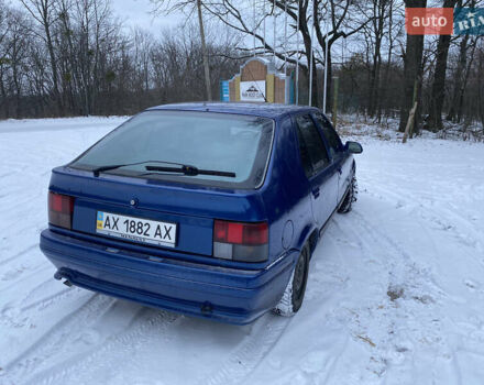 Синий Рено 19, объемом двигателя 1.7 л и пробегом 250 тыс. км за 1600 $, фото 3 на Automoto.ua