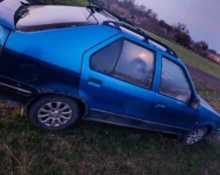 Синий Рено 19, объемом двигателя 1.4 л и пробегом 185 тыс. км за 713 $, фото 1 на Automoto.ua