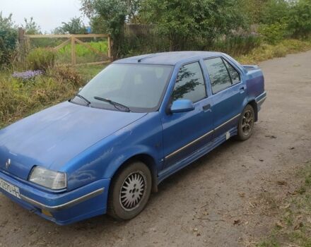 Рено 19 1990 в Фастове на Automoto.ua Синий Рено 19, объемом двигателя 0 л и пробегом 300 тыс. км за 715 $, фото 5 на Automoto.ua