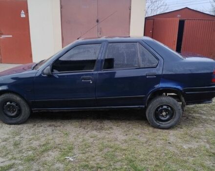Синий Рено 19, объемом двигателя 1.7 л и пробегом 212 тыс. км за 800 $, фото 2 на Automoto.ua