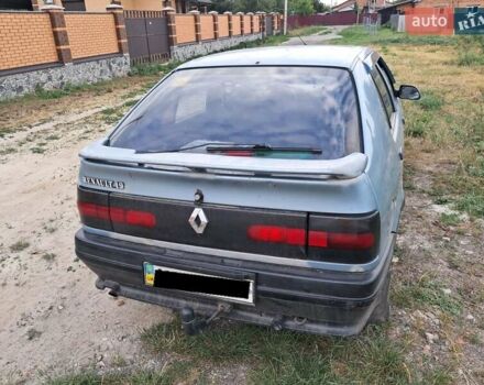 Синий Рено 19, объемом двигателя 1.7 л и пробегом 375 тыс. км за 1300 $, фото 2 на Automoto.ua