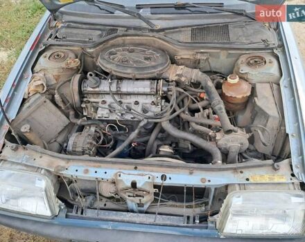 Синий Рено 19, объемом двигателя 1.7 л и пробегом 375 тыс. км за 1300 $, фото 5 на Automoto.ua