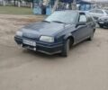 Синий Рено 19, объемом двигателя 1.4 л и пробегом 368 тыс. км за 900 $, фото 1 на Automoto.ua