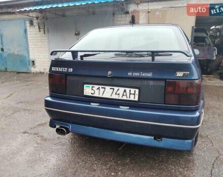 Рено 19 1991 в Днепре (Днепропетровске) на Automoto.ua Синий Рено 19, объемом двигателя 0 л и пробегом 40 тыс. км за 3000 $, фото 5 на Automoto.ua